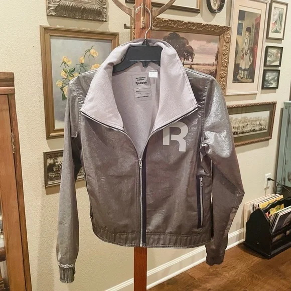 Reebok reflective metallic full zip jacket w/ pockets elastic waist SZ M silver - Picture 8 of 12